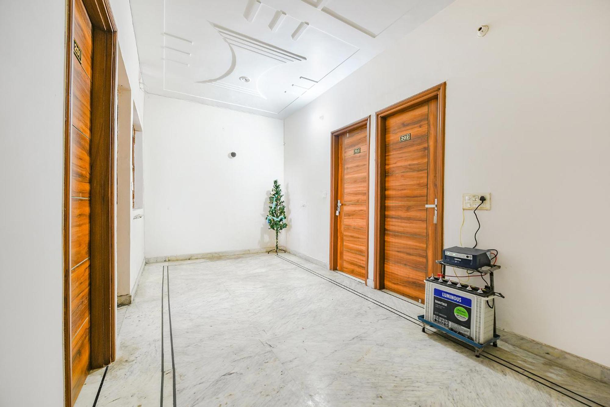 Fabhotel K9 Stay Ludhiana Bagian luar foto